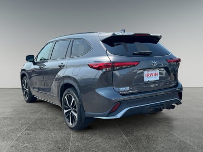 2022 Toyota Highlander XSE