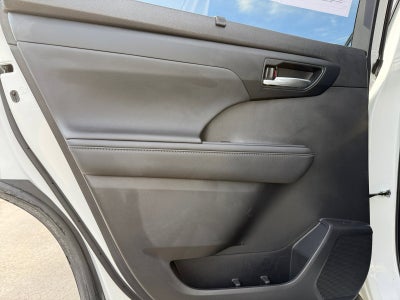 2023 Toyota Highlander XLE