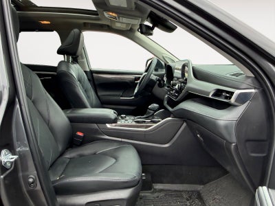 2025 Toyota Highlander Platinum