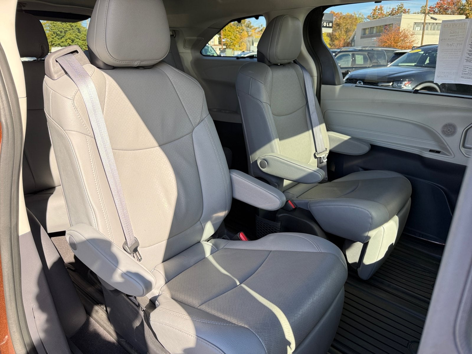 2022 Toyota Sienna Limited