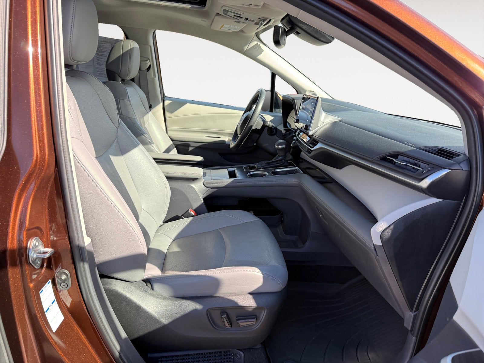2022 Toyota Sienna Limited