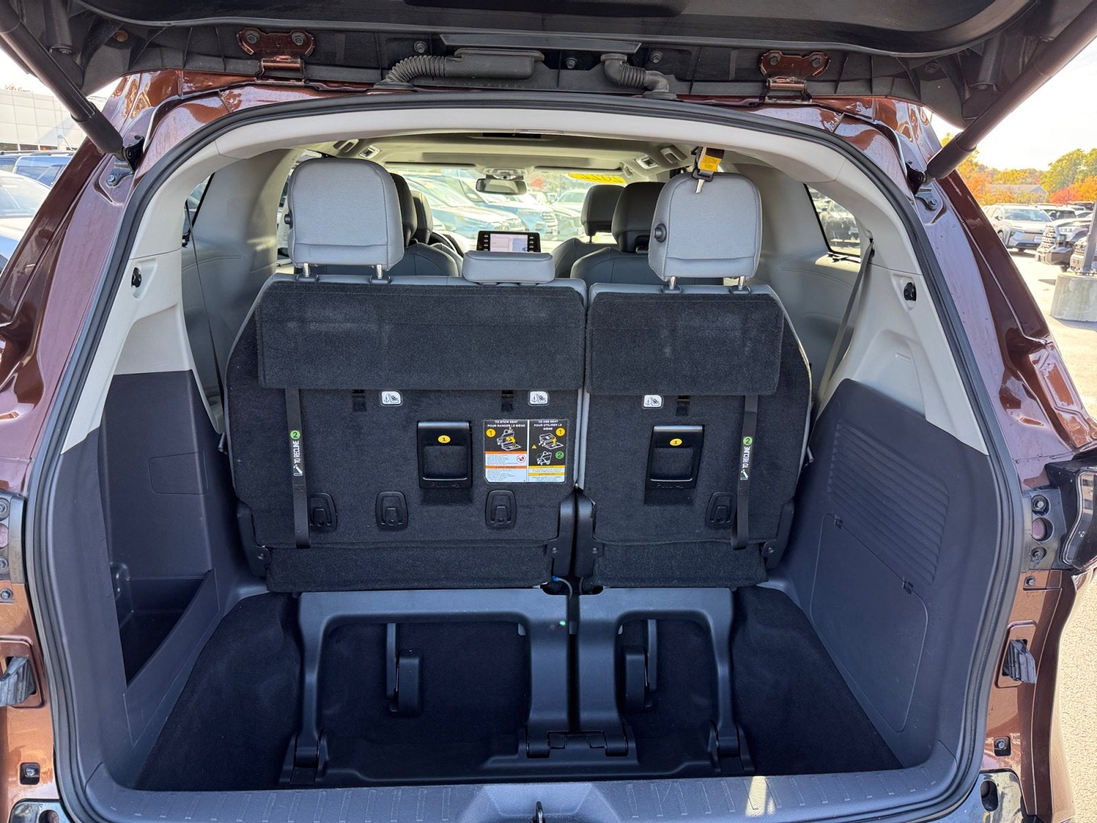 2022 Toyota Sienna Limited
