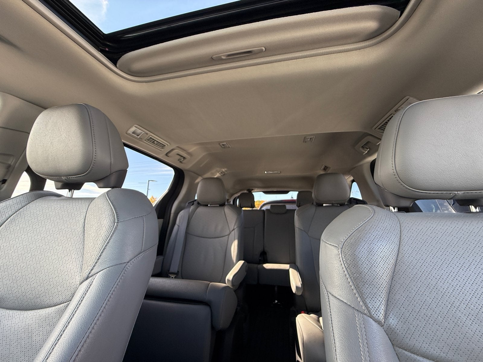 2022 Toyota Sienna Limited