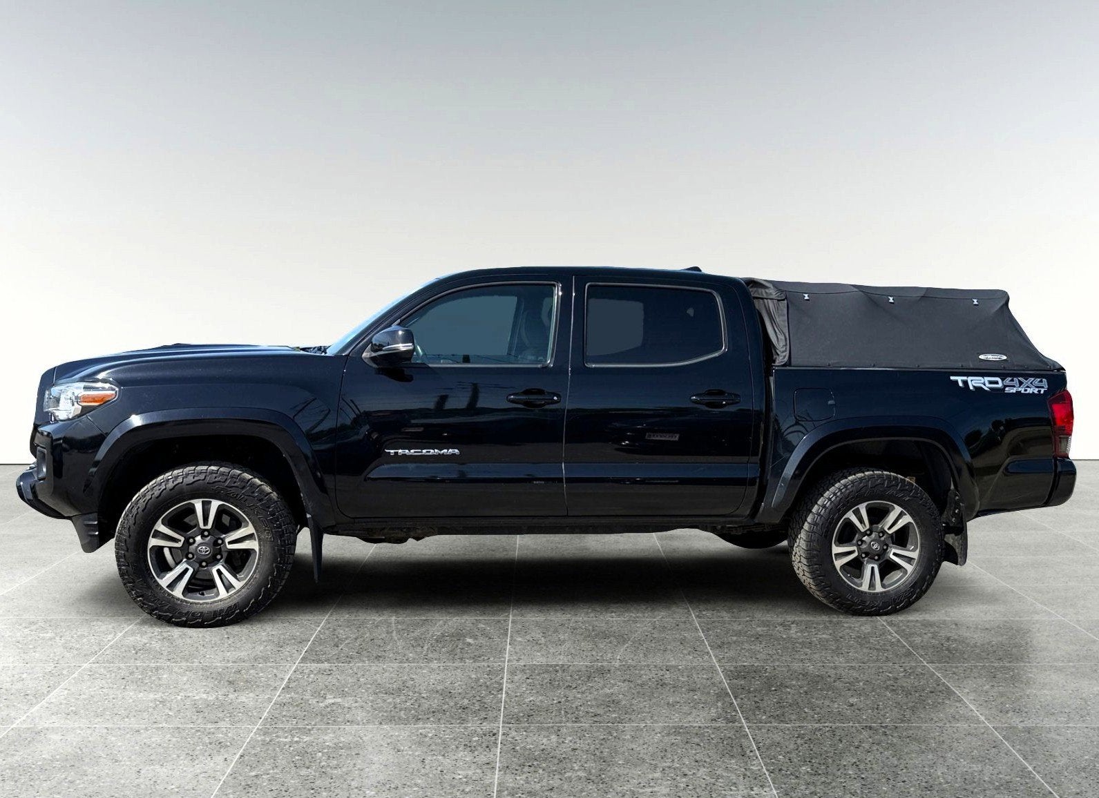 2018 Toyota Tacoma TRD Sport