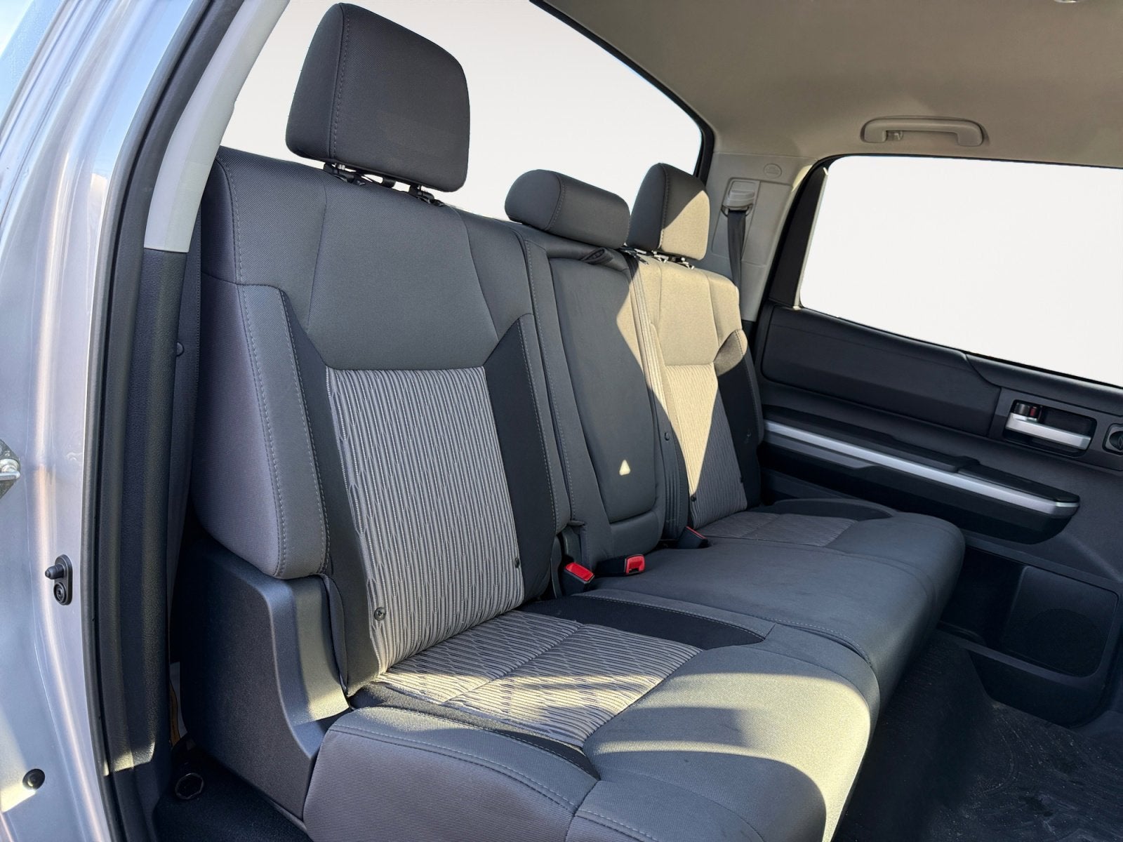 2015 Toyota Tundra 4WD Truck SR5