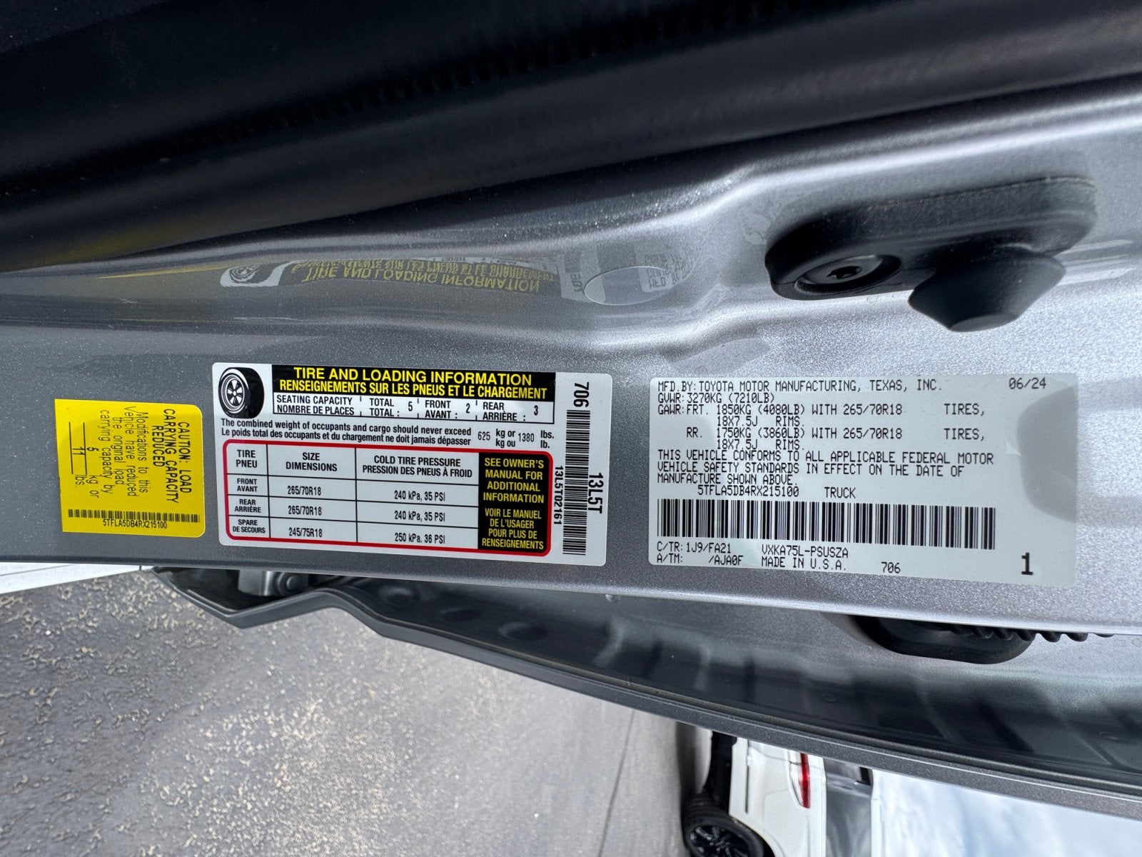 2024 Toyota Tundra 4WD Truck SR5