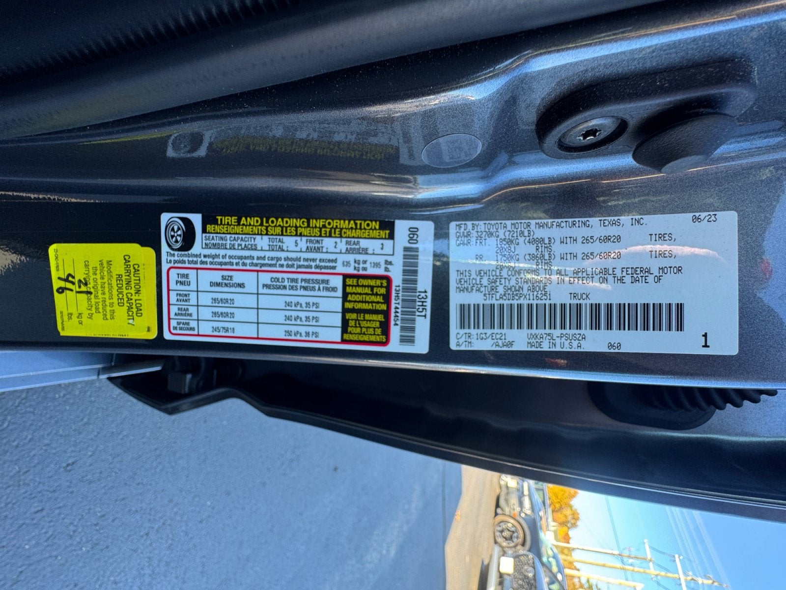 2023 Toyota Tundra 4WD Truck SR5