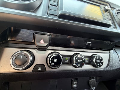 2017 Toyota Tacoma SR