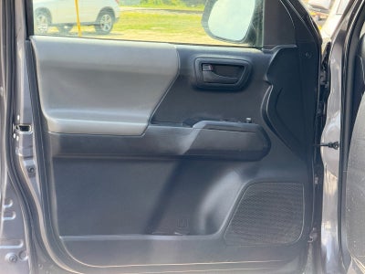 2017 Toyota Tacoma SR