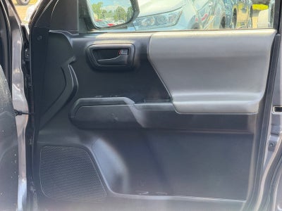 2017 Toyota Tacoma SR