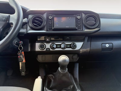 2017 Toyota Tacoma SR
