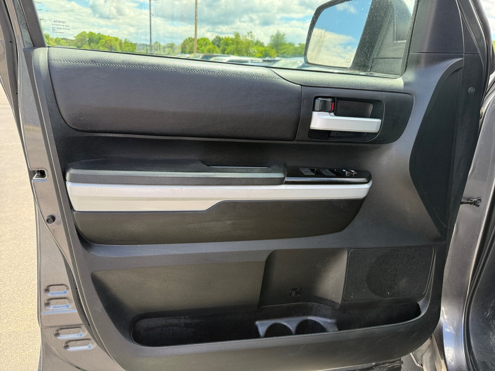 2018 Toyota Tundra 4WD Truck SR5