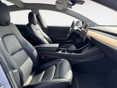 2020 Tesla Model 3 Performance