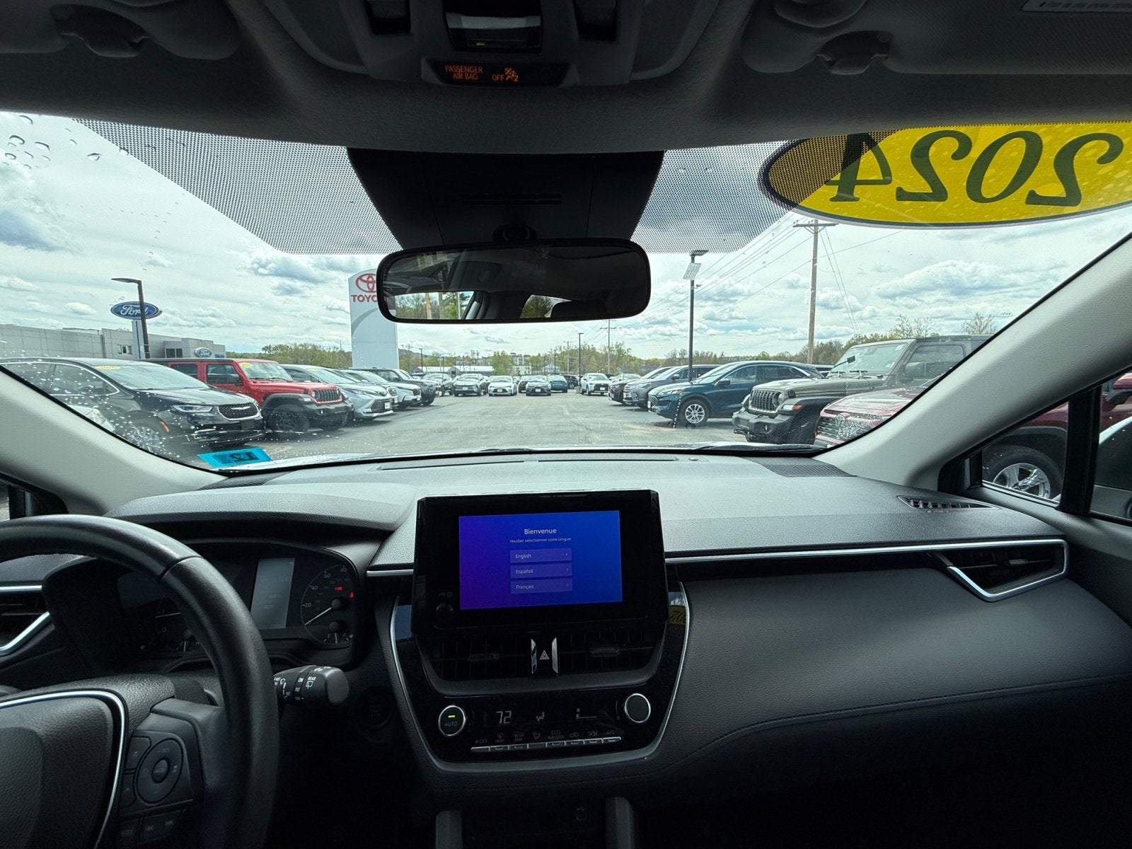 2024 Toyota Corolla Cross LE