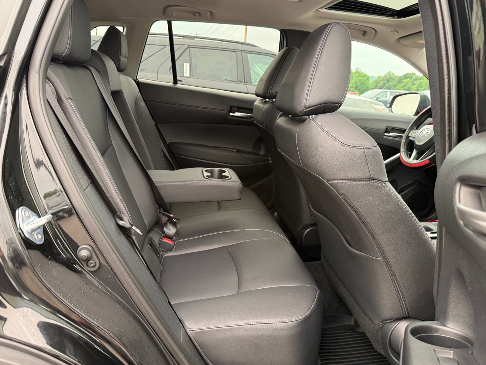 2025 Toyota Corolla Cross XLE