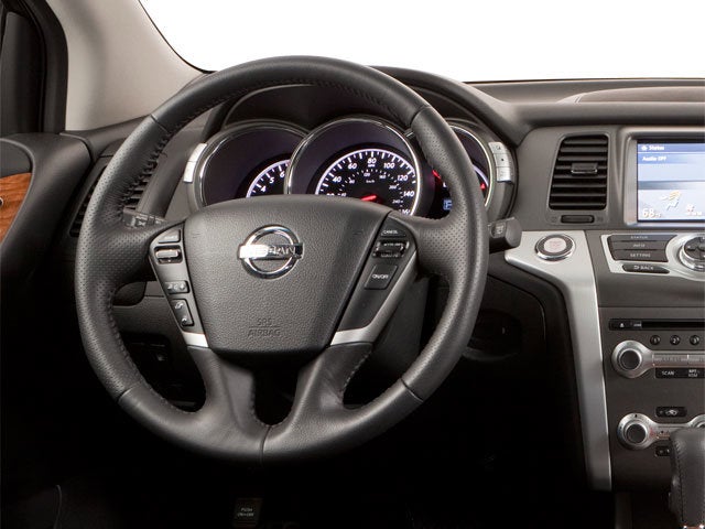 2010 Nissan Murano LE
