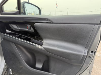 2023 Toyota bZ4X Limited