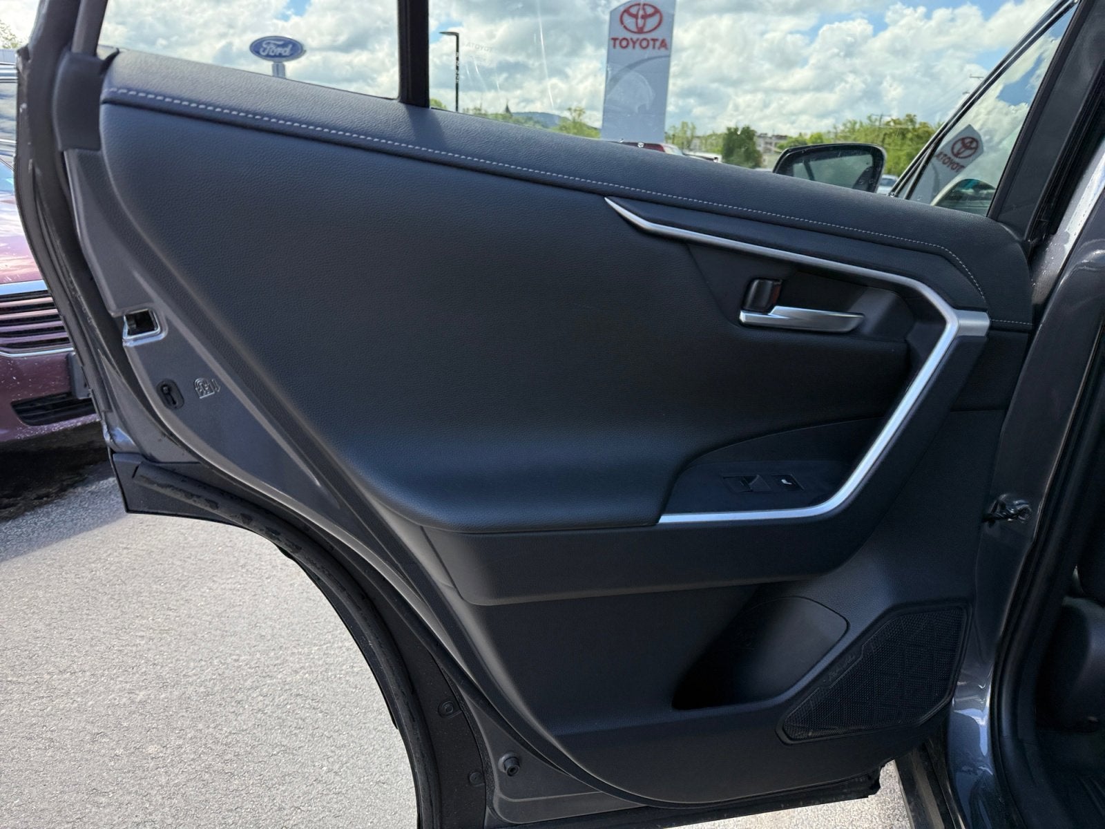 2023 Toyota RAV4 Hybrid Limited