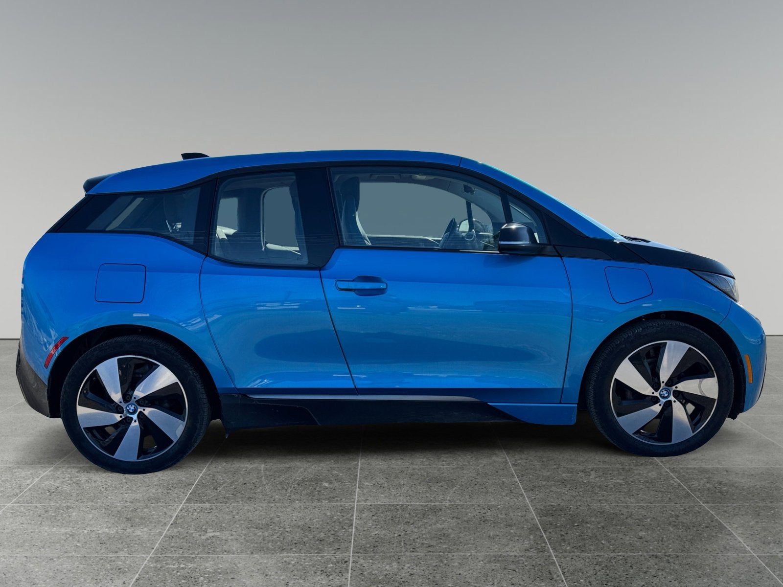 2017 BMW i3 94Ah w/Range Extender