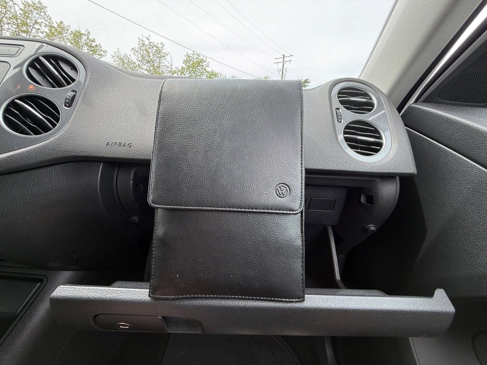 2015 Volkswagen Tiguan Base