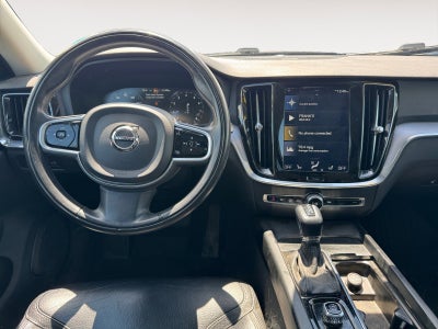 2020 Volvo V60 Cross Country T5