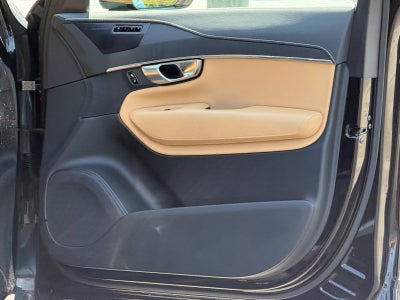 2022 Volvo XC90 Inscription