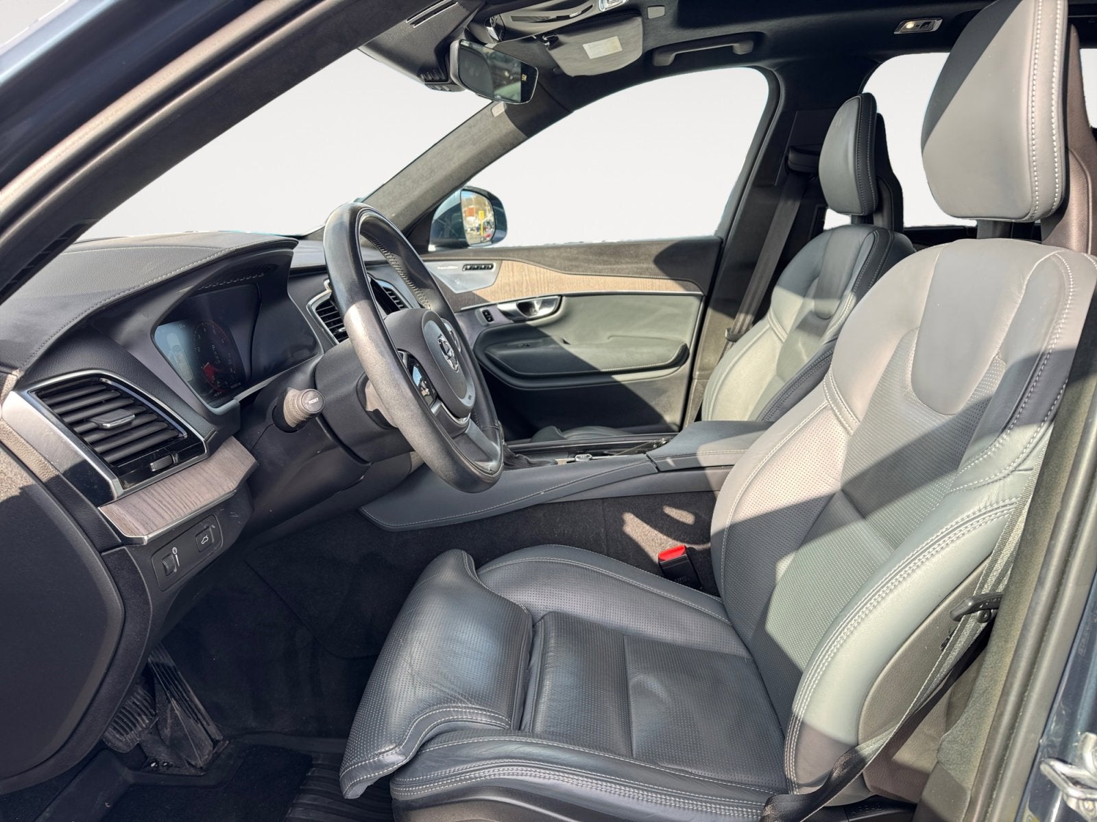 2021 Volvo XC90 Inscription