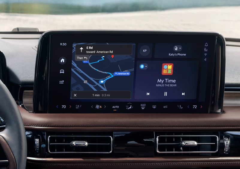 The 13.2-inch LCD touchscreen is showcased. | Irwin Lincoln Laconia in Laconia NH