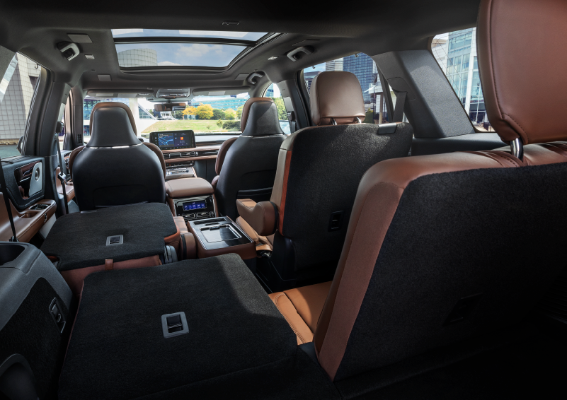 The interior of the 2025 Lincoln Aviator® SUV is shown with two seats folded down for added space. | Irwin Lincoln Laconia in Laconia NH