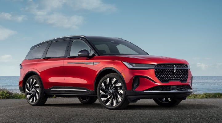 A 2025 Lincoln Nautilus® Reserve model is shown with the stylish available Jet Appearance Package. | Irwin Lincoln Laconia in Laconia NH