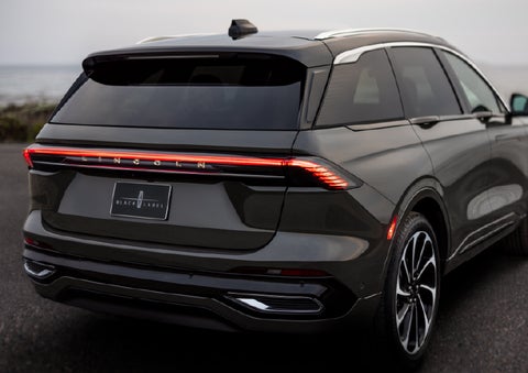 The rear of a 2025 Lincoln Black Label Nautilus® SUV displays full LED rear lighting. | Irwin Lincoln Laconia in Laconia NH