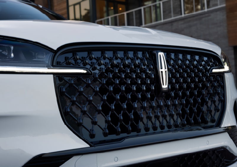 The front grille of a 2026 Lincoln Aviator® SUV is shown. | Irwin Lincoln Laconia in Laconia NH